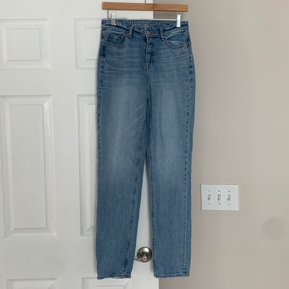 American Eagle mom jeans